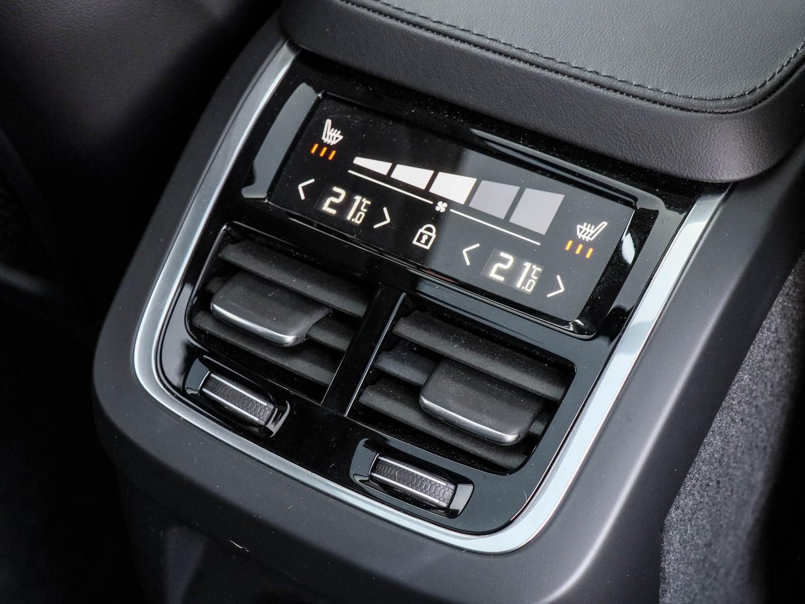 Volvo XC90 AWD Dark T8 Ultra