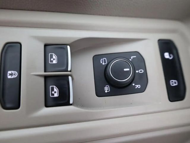 Volkswagen Multivan DSG Lang Life T7