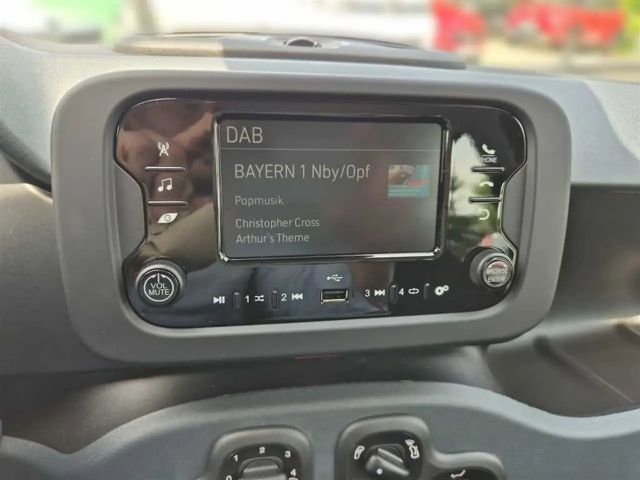 Fiat Panda Panda Hybrid 1.0 GSE Parksensoren hinten CityPaket