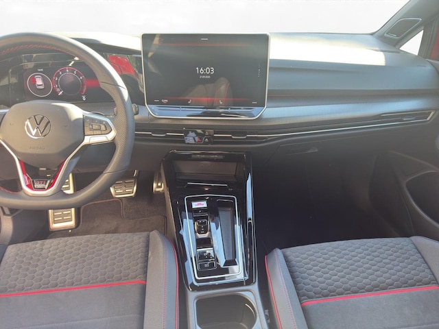 Volkswagen Golf 2.0 TSI DSG Golf VIII