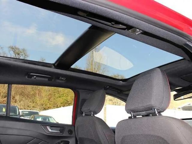 Ford Focus ST Line Wagon