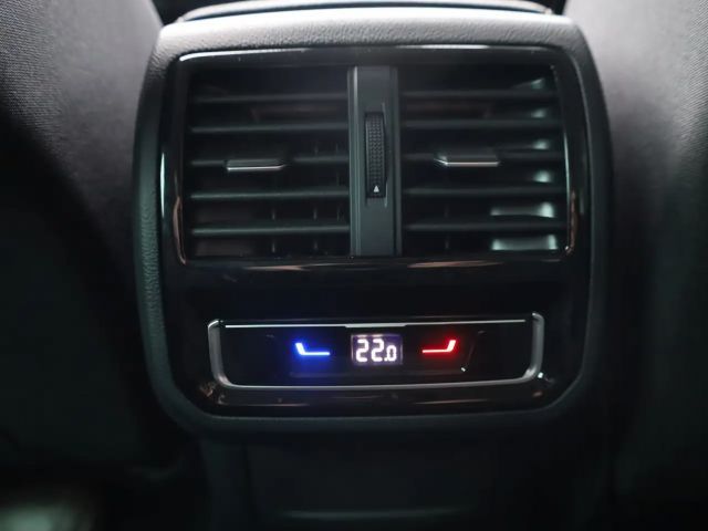 Volkswagen Passat 1.5 TSI Business Variant