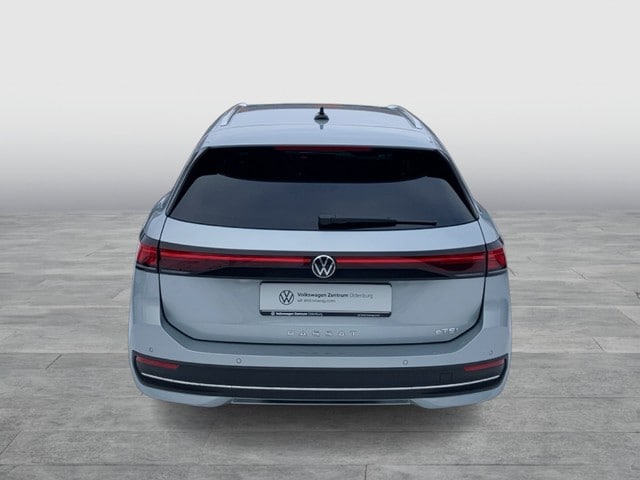 Volkswagen Passat 1.5 eTSI Business DSG Variant
