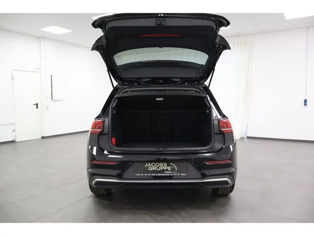 Volkswagen Golf 1.5 eTSI DSG Golf VIII