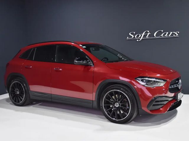 Mercedes-Benz GLA 250 AMG Line Designo