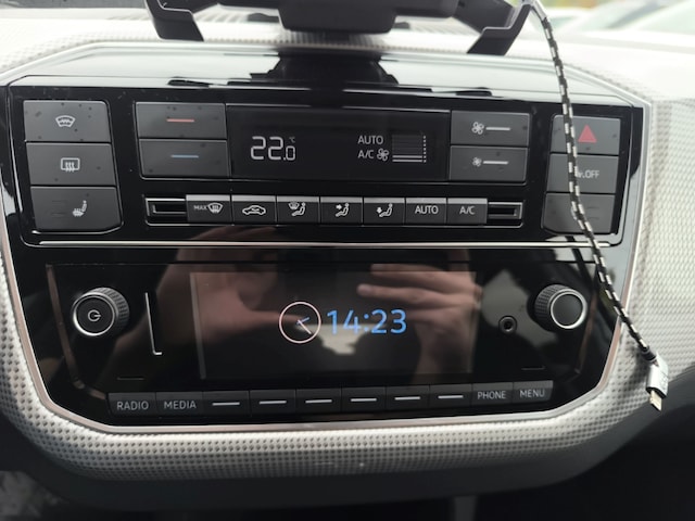 Volkswagen e-up! Edition 1.Hand RKam SHZ Klimaauto CCS Allwetter