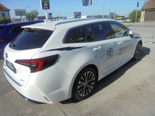 Toyota Corolla Active Hybride Touring