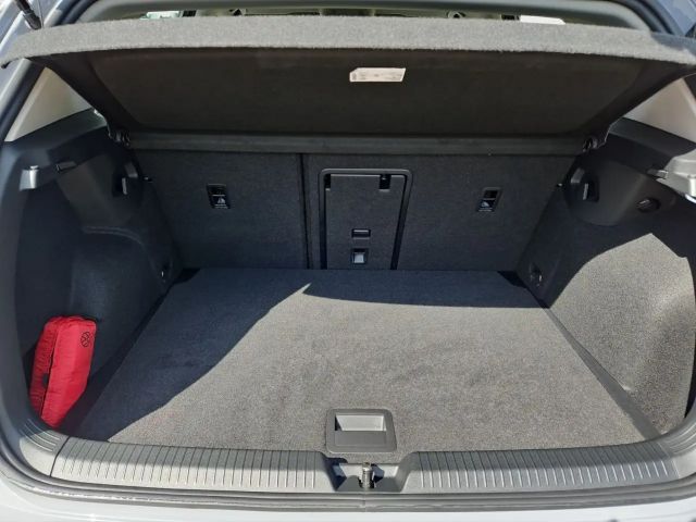 Volkswagen Golf 1.5 TSI DSG Life