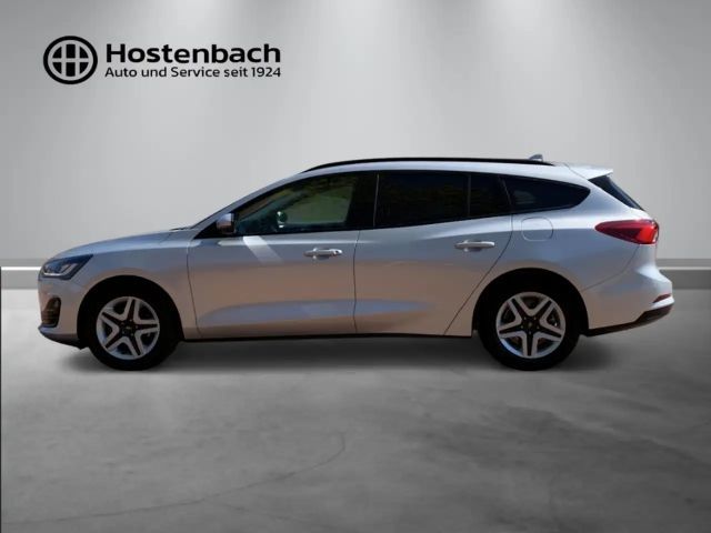 Ford Focus Cool & Connect Wagon