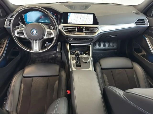 BMW 330 330e M-Sport Touring