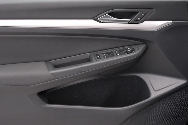 Volkswagen Golf DSG Golf VIII Life Variant