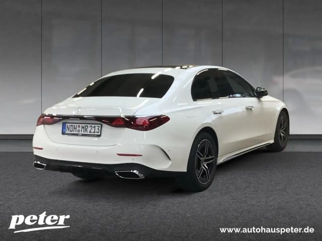 Mercedes-Benz E 200 AMG Line Sedan