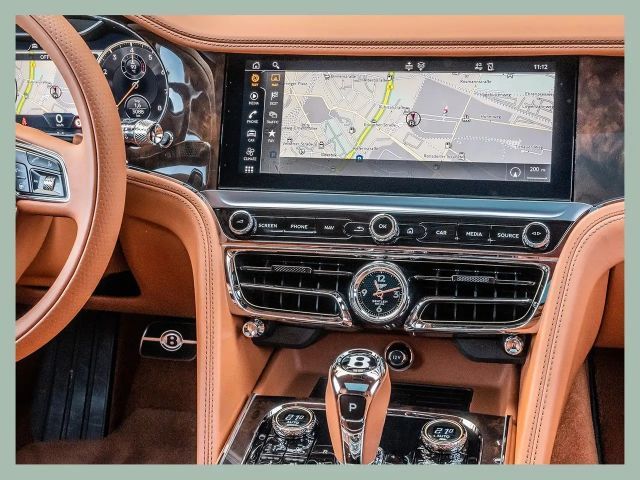 Bentley Flying Spur V8