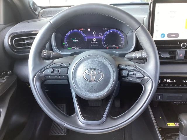 Toyota Yaris Hatchback Hybride VVT-i