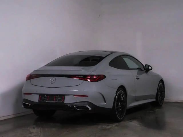 Mercedes-Benz CLE 300 4MATIC AMG Line Coupé