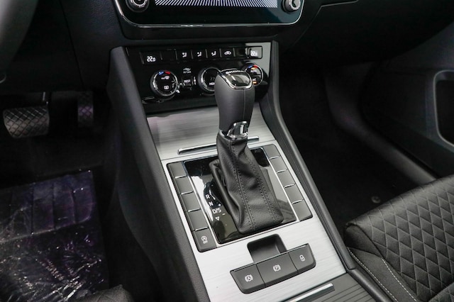 Skoda Superb Ambition Combi