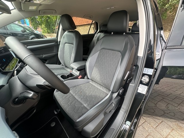 Volkswagen Golf DSG Golf VIII Plus