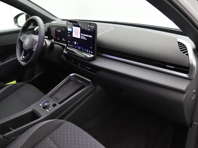 Volkswagen T-Roc 1.5 eTSI DSG IQ.Drive R-Line