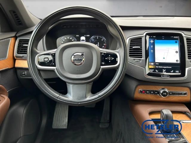 Volvo XC90 AWD Momentum