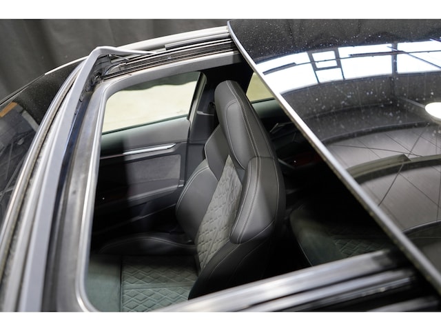 Audi S3 Quattro S-Tronic Sedan