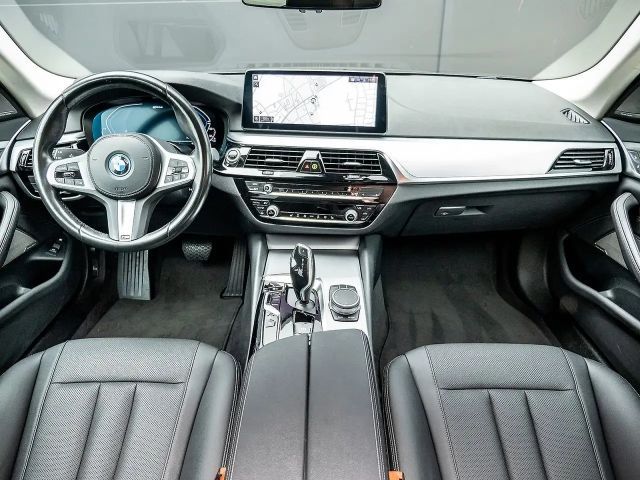 BMW 530 530e Touring