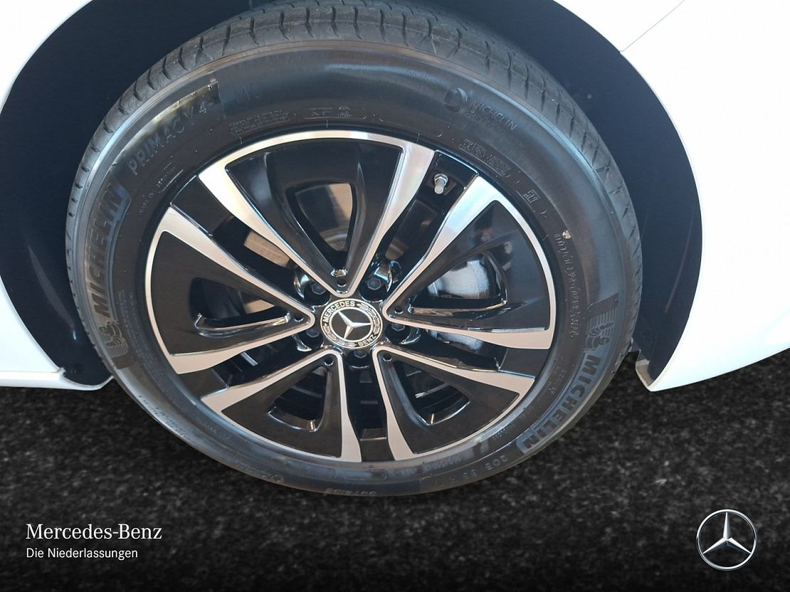 Mercedes-Benz B 200 Sedan