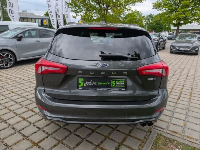 Ford Focus ST Line Wagon