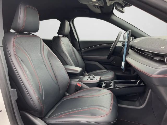 Ford Mustang Mach-E Premium