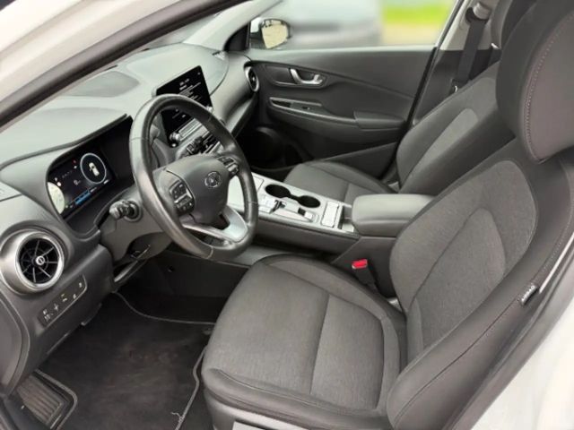 Hyundai Kona 2WD Electric Trend