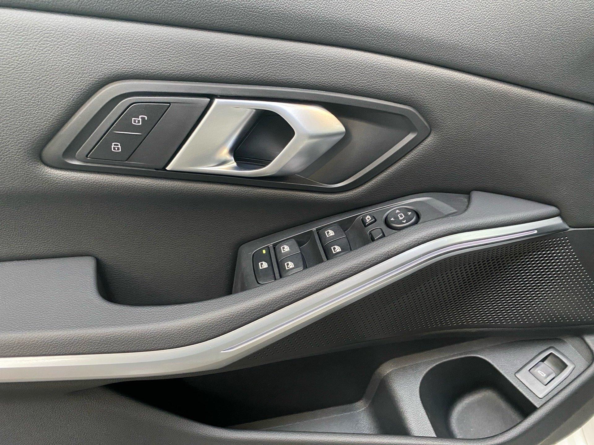 BMW 320 320d Touring xDrive