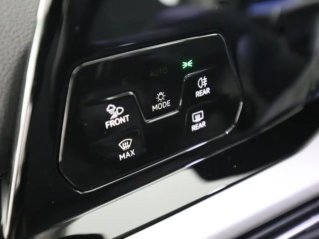 Volkswagen Golf 1.5 TSI Golf VIII Life