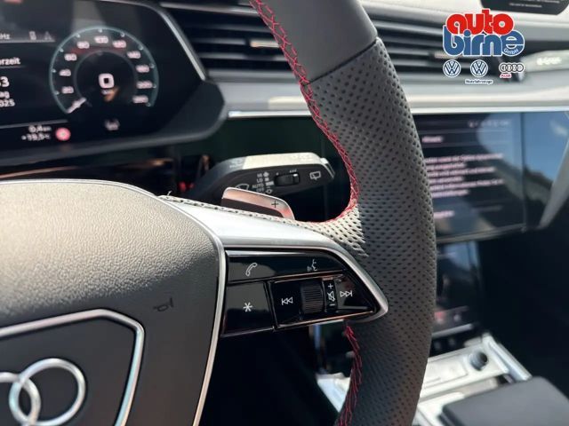 Audi Q8 e-tron 55 Quattro S-Line