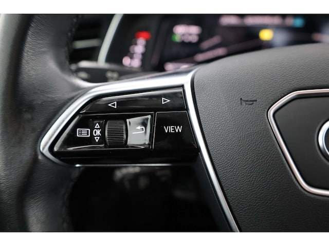 Audi A6 45 TFSI Avant Quattro S-Tronic