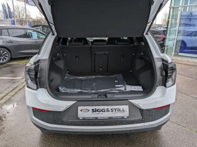 Ford Explorer Extended range RWD