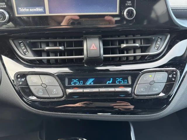 Toyota C-HR Hybride Team D