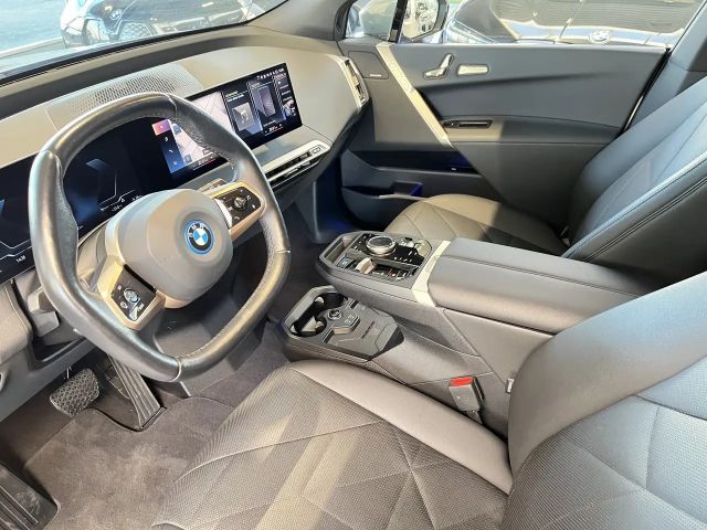 BMW iX xDrive40
