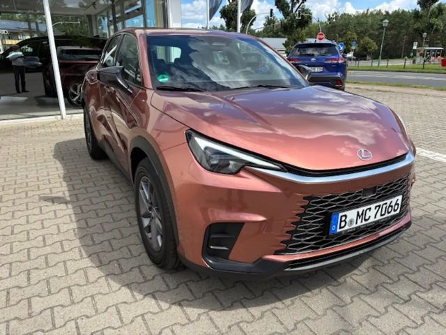Lexus LBX 1,5 Hybrid Automatik FWD 5Trg. mit Komfort Paket