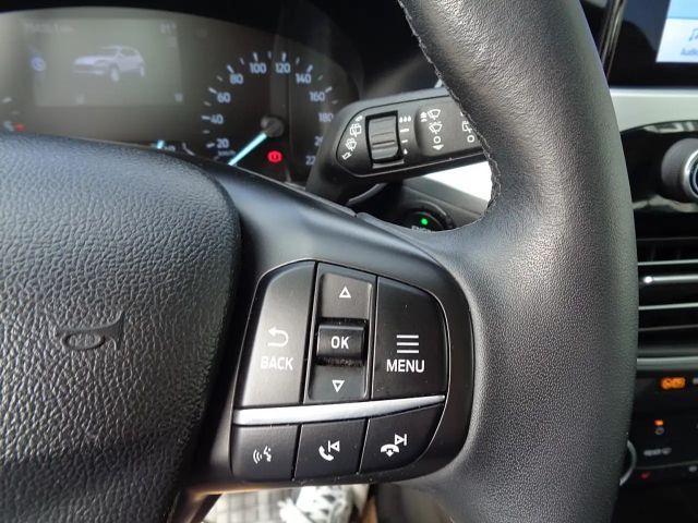 Ford Kuga Cool & Connect