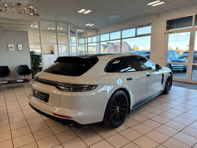 Porsche Panamera GTS Sport Turismo