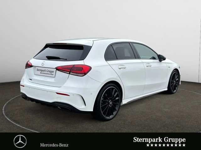 Mercedes-Benz A 180 AMG Line