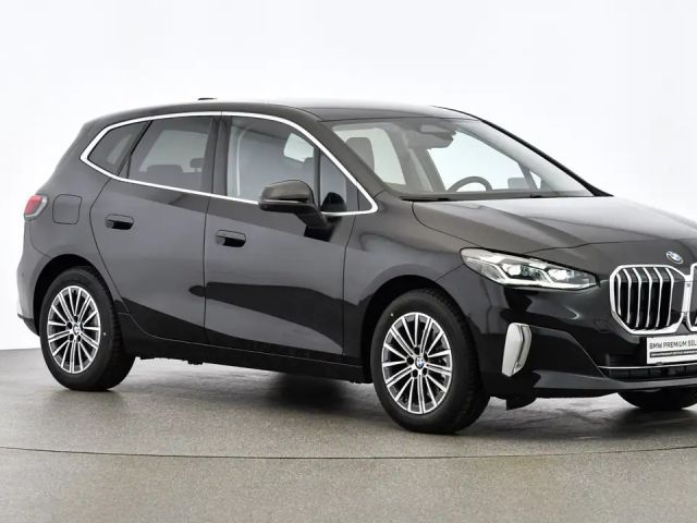 BMW 218 218d Active Tourer Luxury Line Sedan