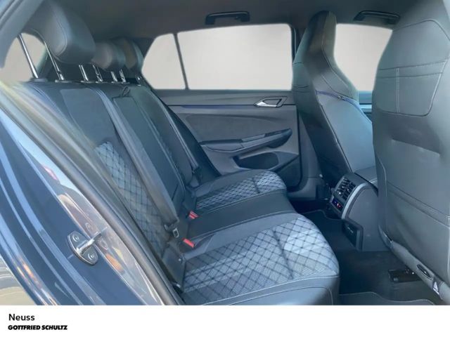 Volkswagen Golf 1.5 TSI DSG Style