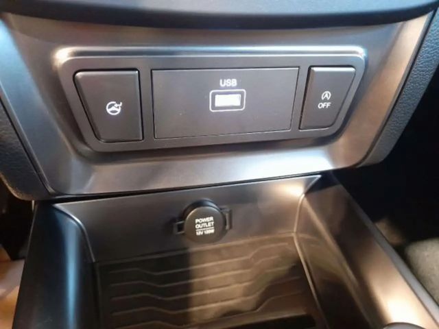 SsangYong Tivoli 2WD Quartz