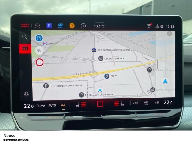 Volkswagen Golf 1.5 eTSI DSG