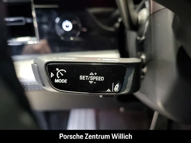 Porsche Taycan 4S Cross Turismo