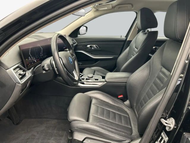 BMW 320 320e Touring