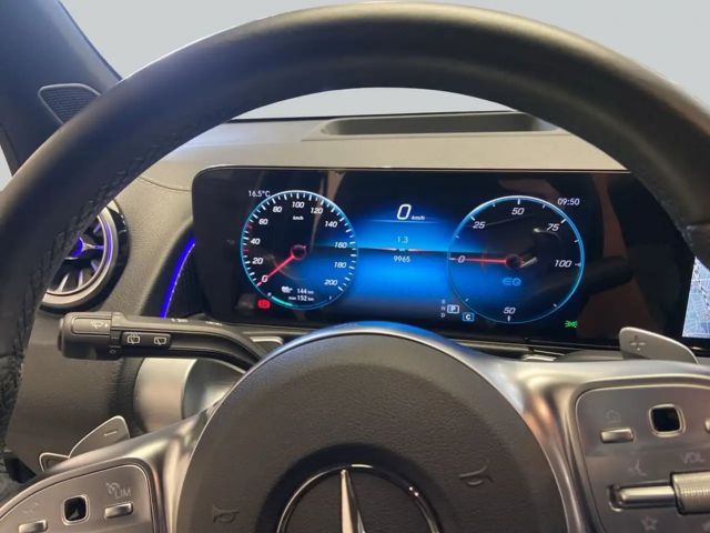 Mercedes-Benz EQB 300