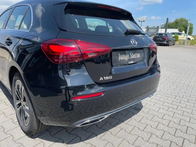 Mercedes-Benz A 180 Progressive