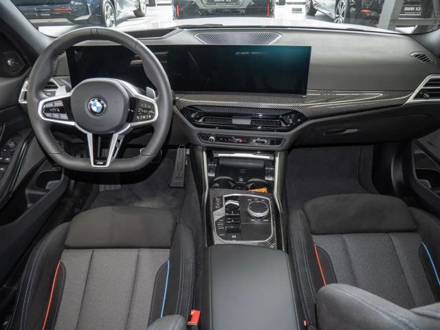 BMW 320 320i M-Sport Sedan