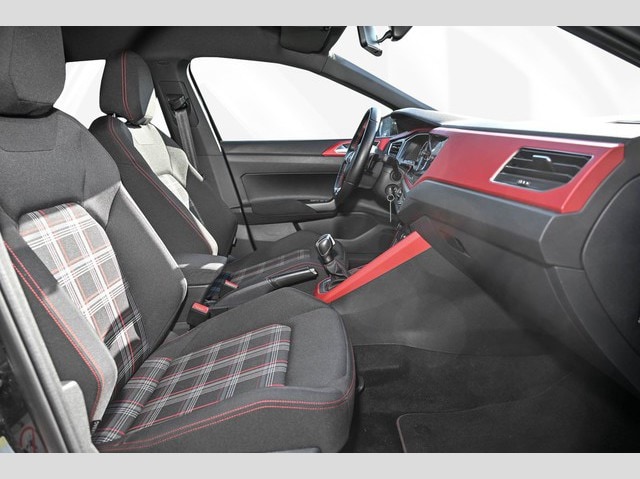 Volkswagen Polo 2.0 TSI DSG GTI